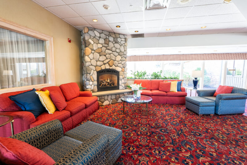 Fireside Inn and Suites Portland Lobby