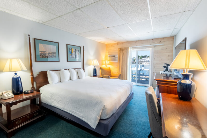 Boothbay Harbor Inn Room