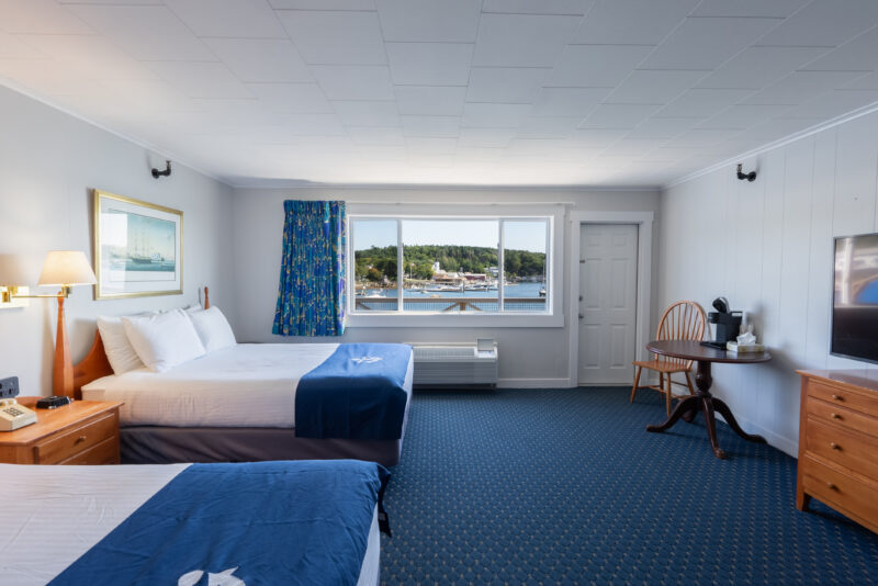 Fisherman Wharf Inn Room