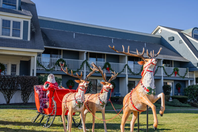 Seacastles Holiday Decor