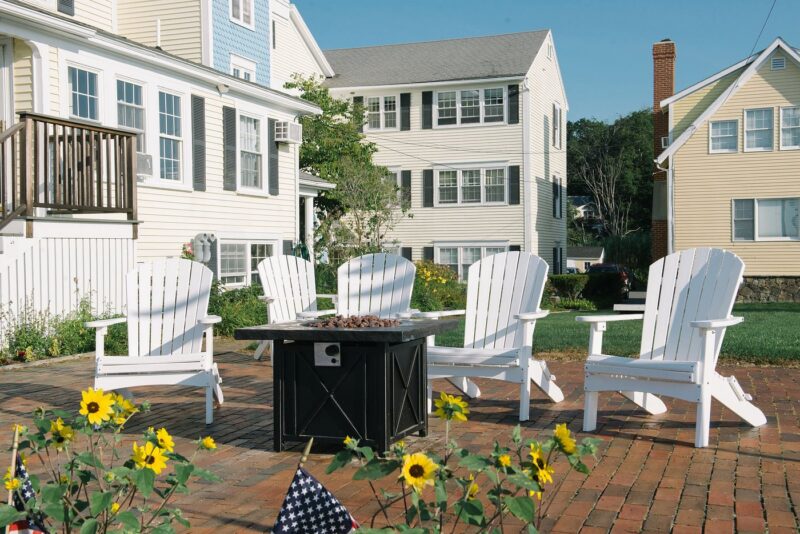 Beach House Inn Patio